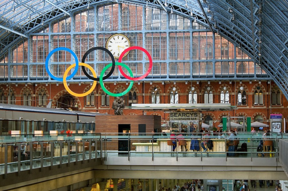 st pancras olympic rings
