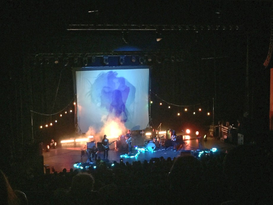 warpaint hammersmith apollo